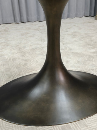 Oval Metal Trumpet Base without tabletop