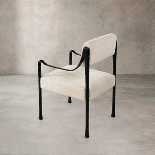 Sculptural Metal Armchair – Luxury Modern Statement Chair with Artistic Metal Frame