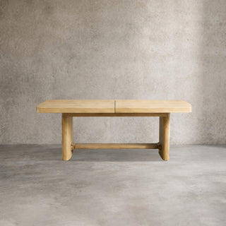 Redding Extending Dining Table in Oak Wood with Two Self-Storing Leaves