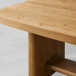 redding-extending-dining-table-in-oak-wood-with-two-self-storing-leaves