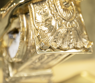 Luxury Dalí-Inspired Watch Winder Box with Surreal Sculptural Design & Gold-Plated Art Finish