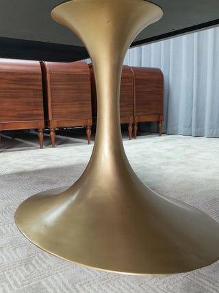 Oval Metal Trumpet Base without tabletop